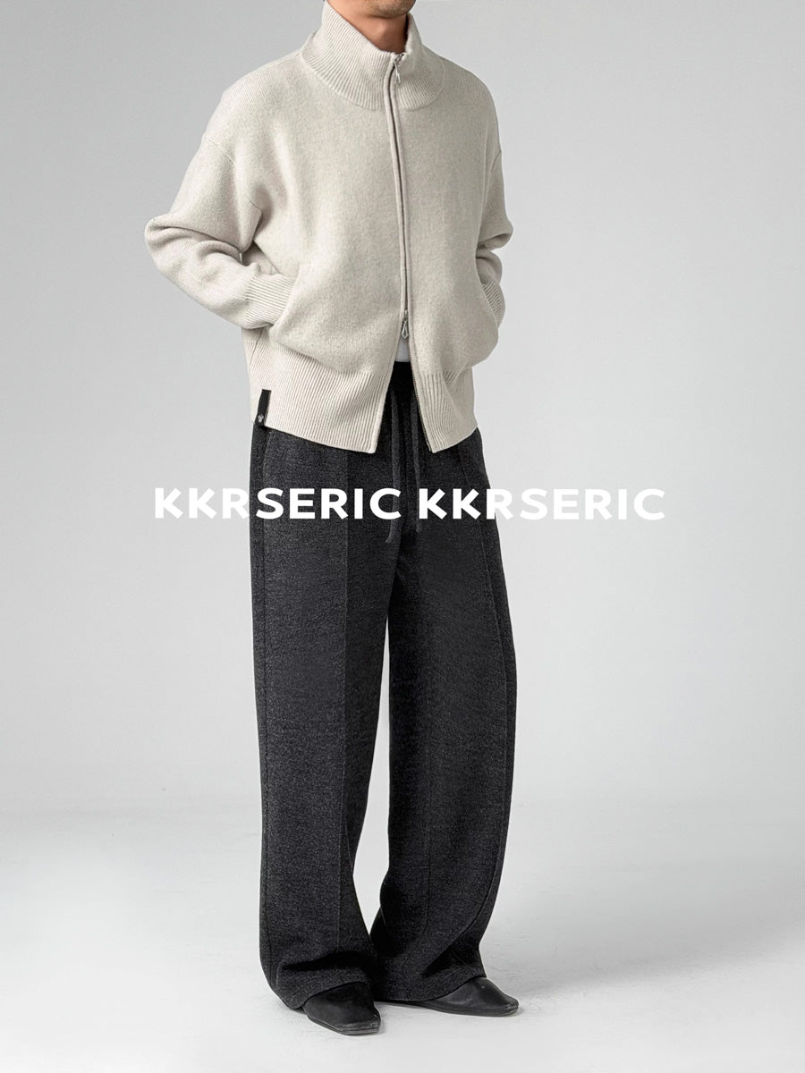 Effortless Minimalist Pants in Wool
