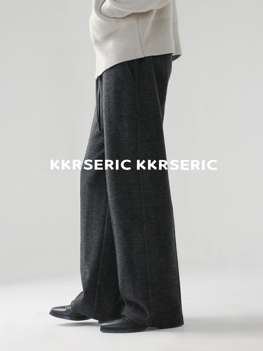 Effortless Minimalist Pants in Wool